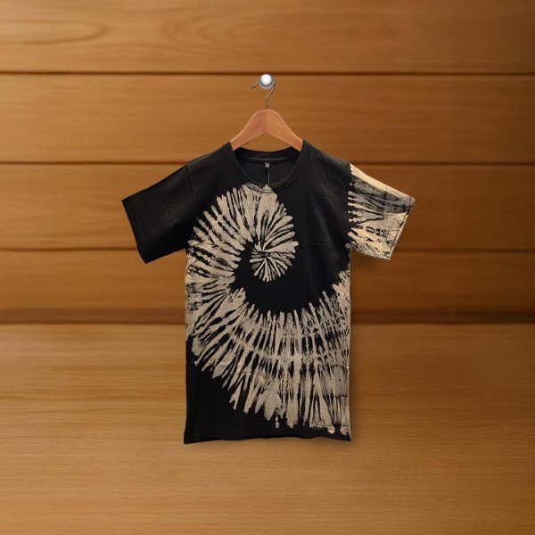 เสื้อยืดมัดย้อมคัลเลอร์เวิร์ลที